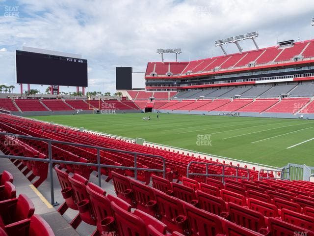 Raymond James Stadium - Section 140 Seat View