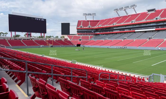 Raymond James Stadium - Section 140 Seat View