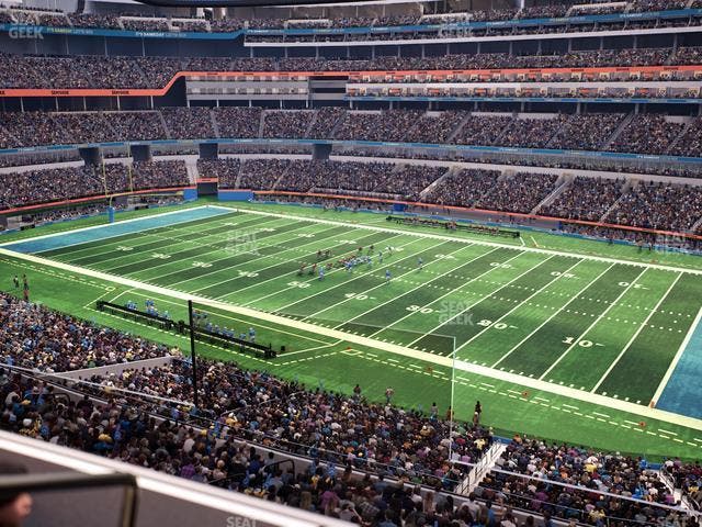 SoFi Stadium - Section Level 4 West Suite 18 Seat View