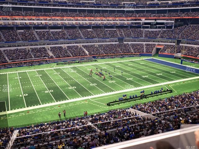 SoFi Stadium - Section Level 4 West Suite 3 Seat View