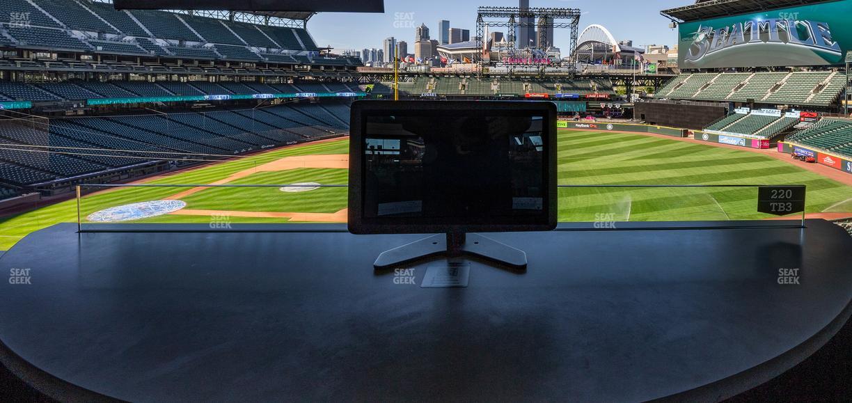 T-Mobile Park - Section 220 Table 3 Seat View