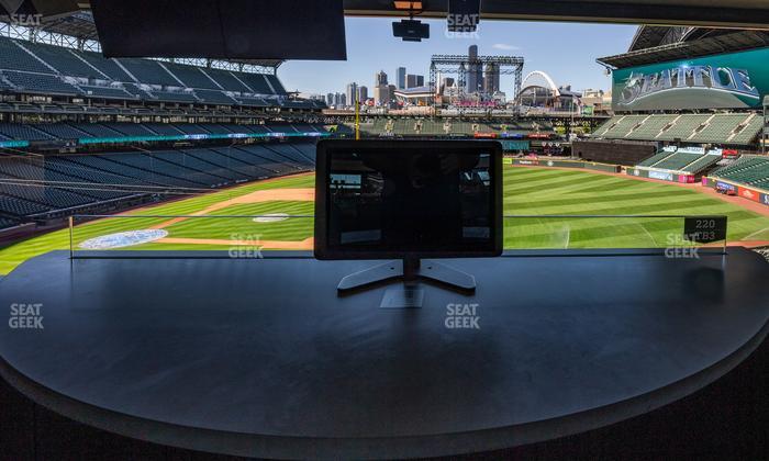T-Mobile Park - Section 220 Table 3 Seat View