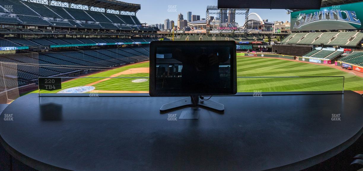 T-Mobile Park - Section 220 Table 4 Seat View