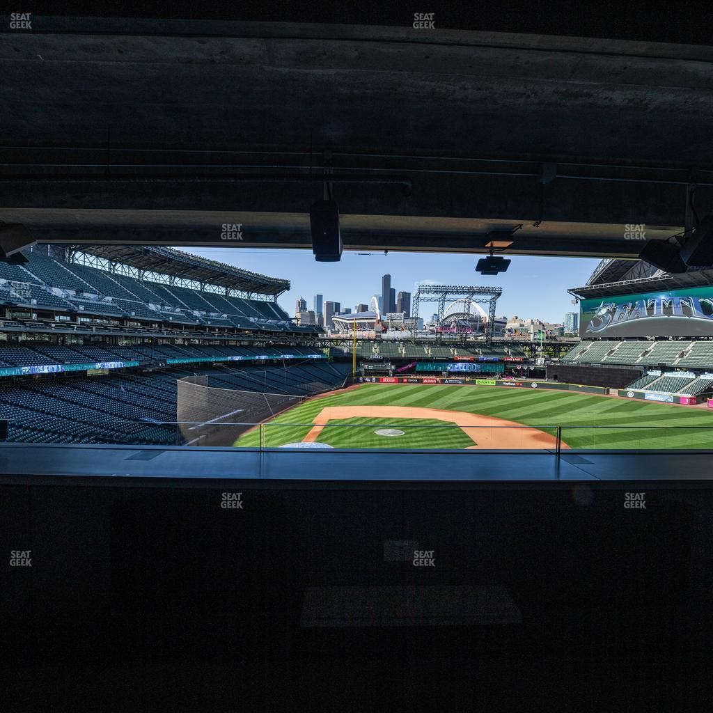 T-Mobile Park - Section 224 Loge 4 Seat View