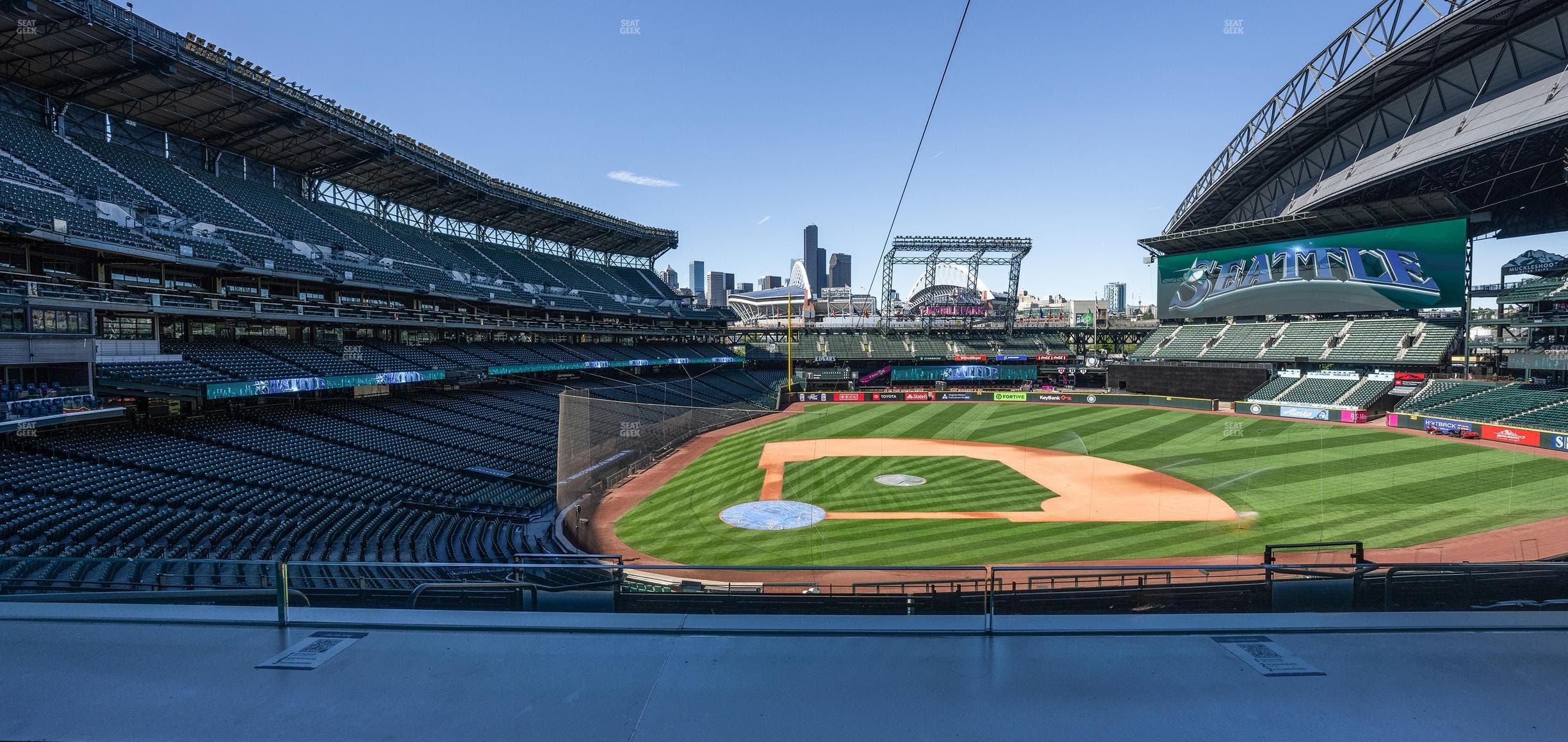T-Mobile Park - Section 226 Loge 2 Seat View