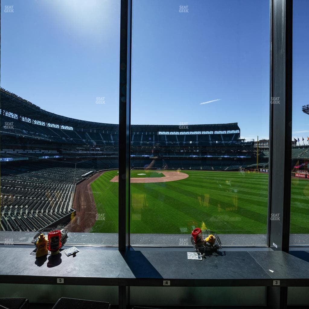 T-Mobile Park - Section Hit It Here Cafe Inside 4 Seat View