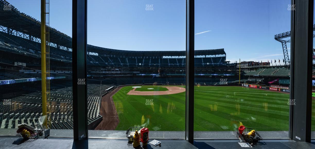 T-Mobile Park - Section Hit It Here Cafe Inside 5 Seat View