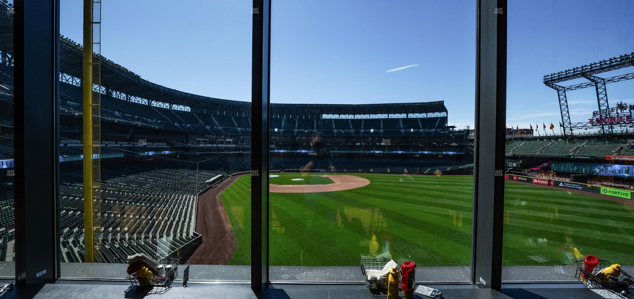 T-Mobile Park - Section Hit It Here Cafe Inside 6 Seat View