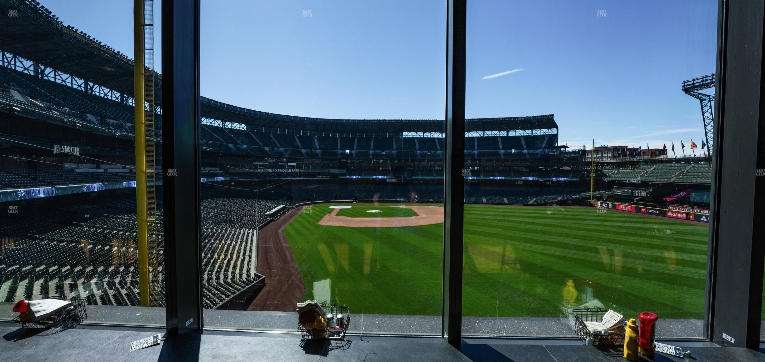 T-Mobile Park - Section Hit It Here Cafe Inside 7 Seat View