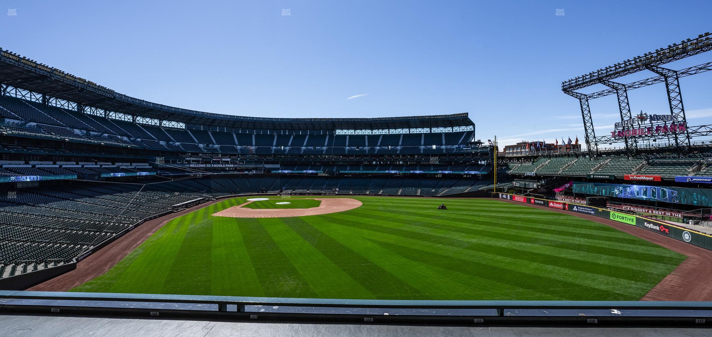 T-Mobile Park - Section Hit It Here Cafe Outside 16 Seat View