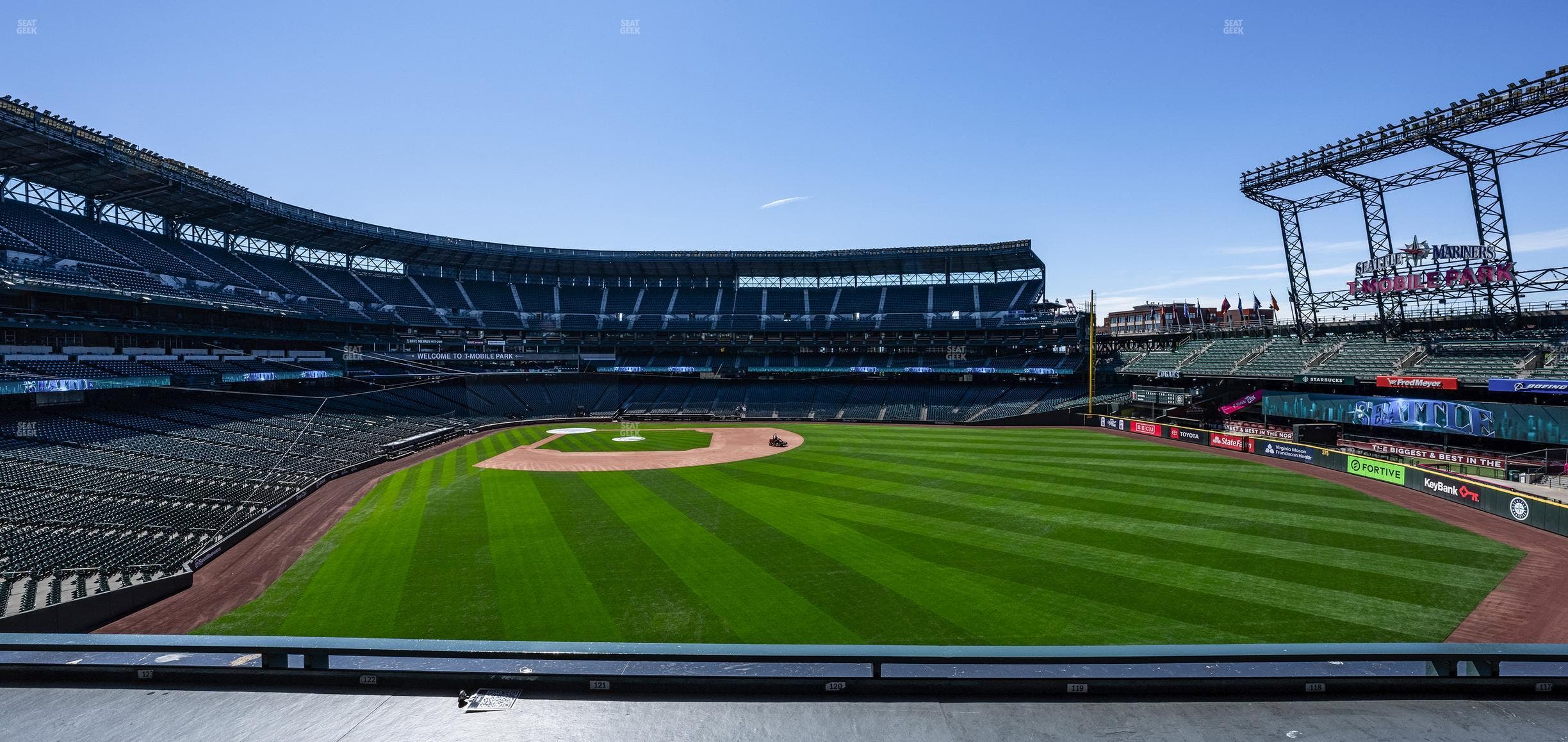 T-Mobile Park - Section Hit It Here Cafe Outside 20 Seat View