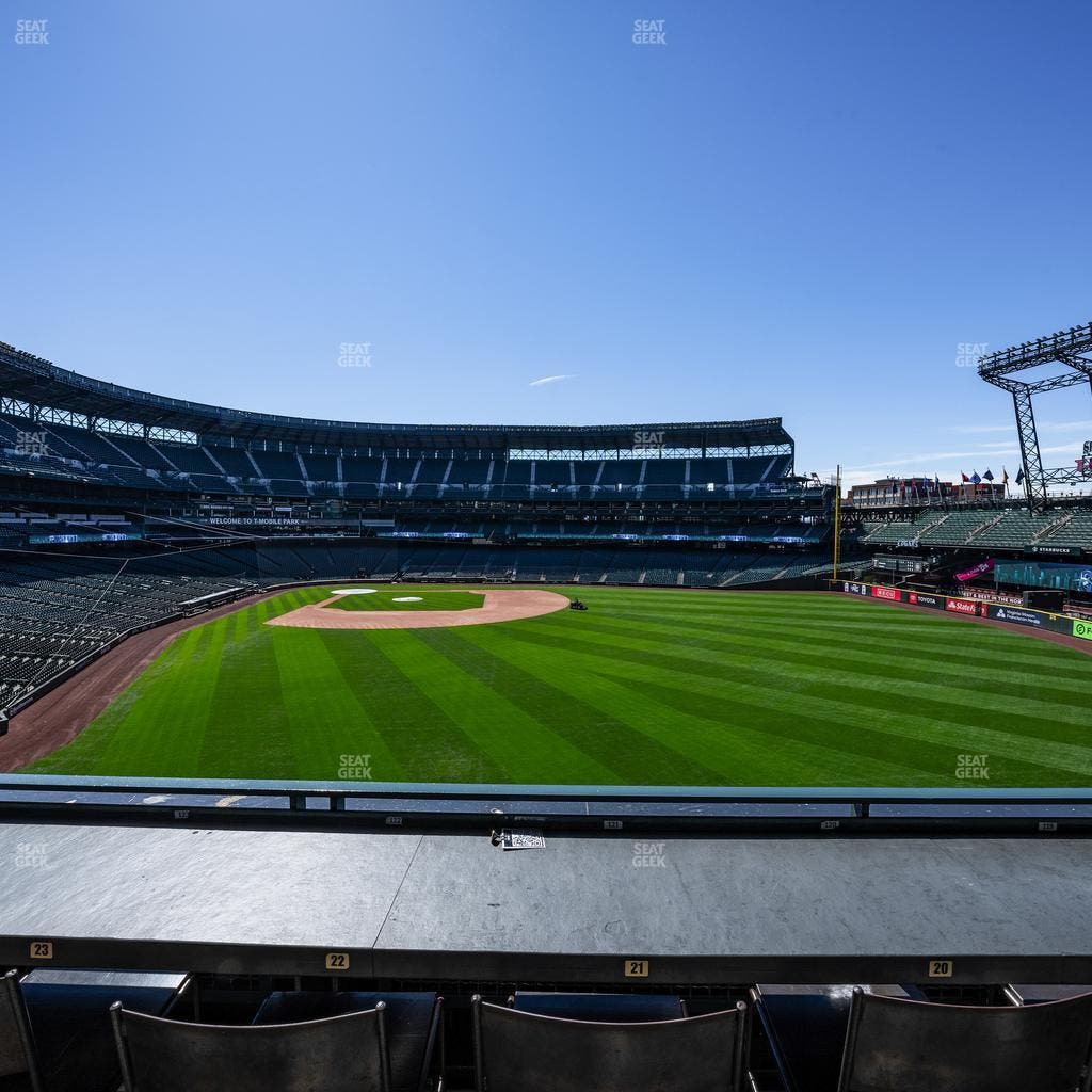 T-Mobile Park - Section Hit It Here Cafe Outside 21 Seat View
