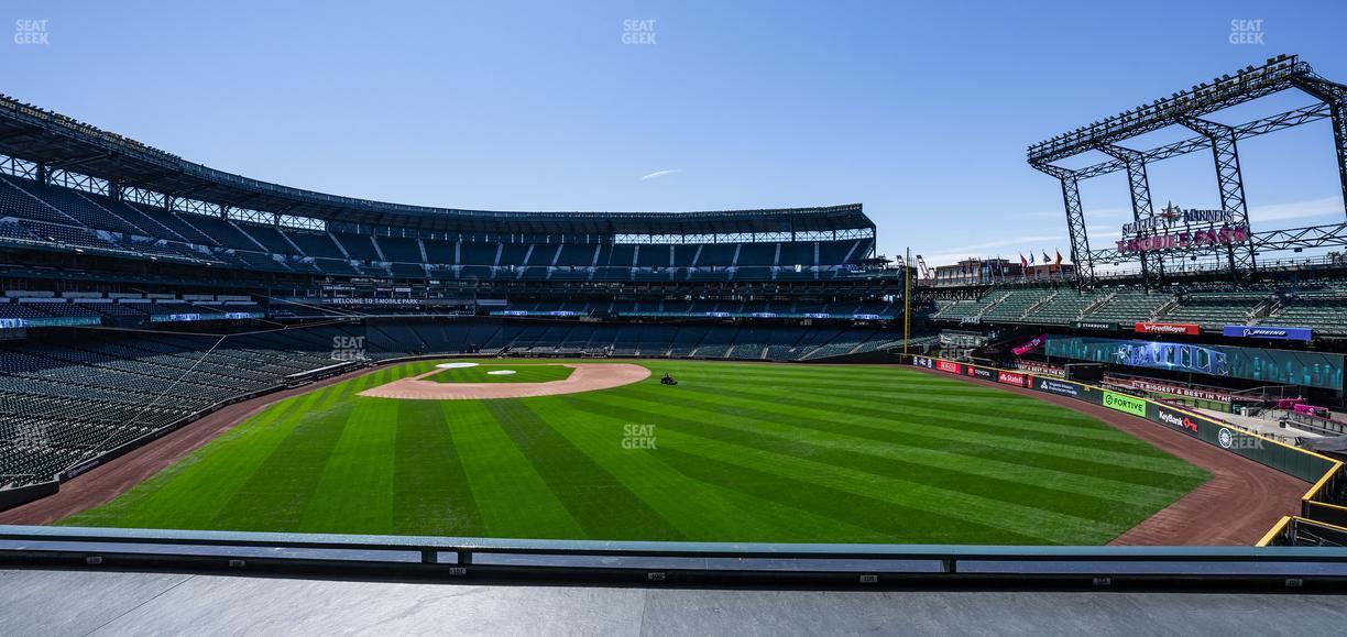 T-Mobile Park - Section Hit It Here Cafe Outside 6 Seat View