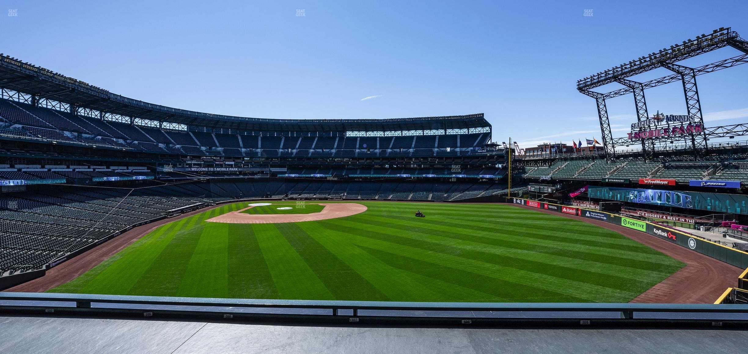T-Mobile Park - Section Hit It Here Cafe Outside 7 Seat View