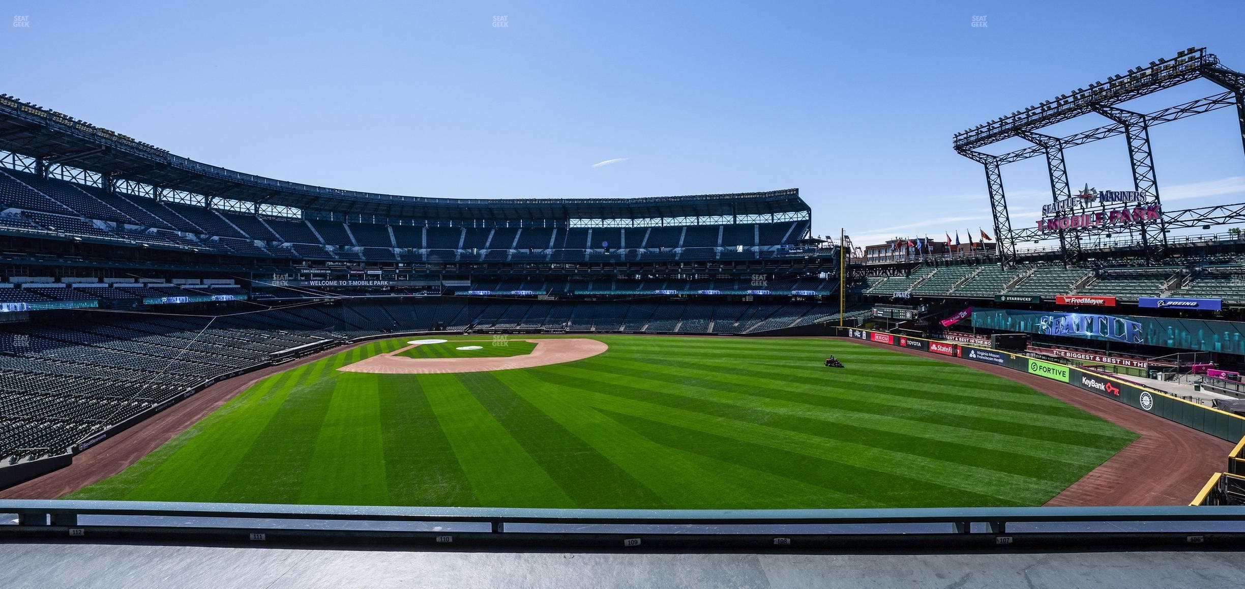 T-Mobile Park - Section Hit It Here Cafe Outside 9 Seat View