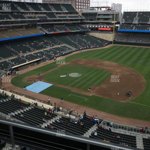 Target Field - Section 207 Seat View
