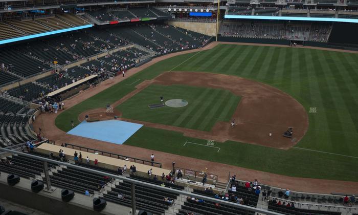 Target Field - Section 208 Seat View