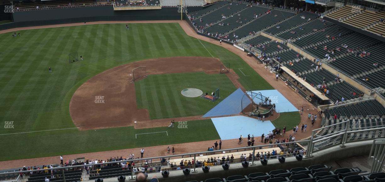 Target Field - Section 321 Seat View