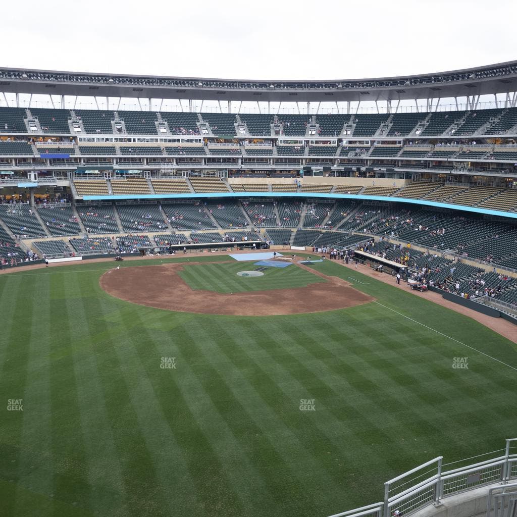 Target Field - Section 332 Seat View