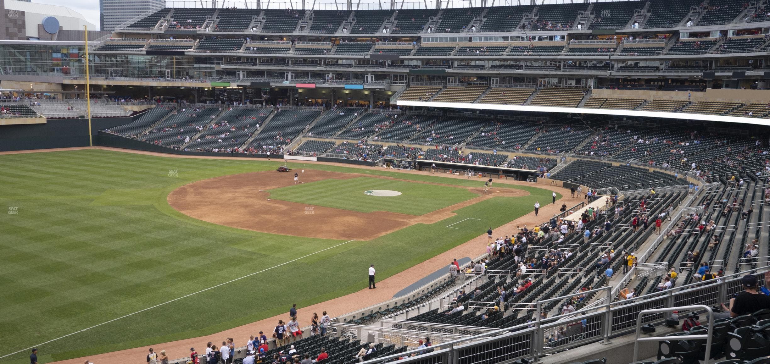 Target Field - Section Legends Landing U Seat View