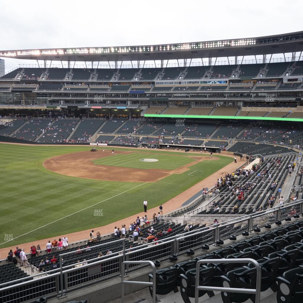 Target Field - Section Legends Landing V Seat View