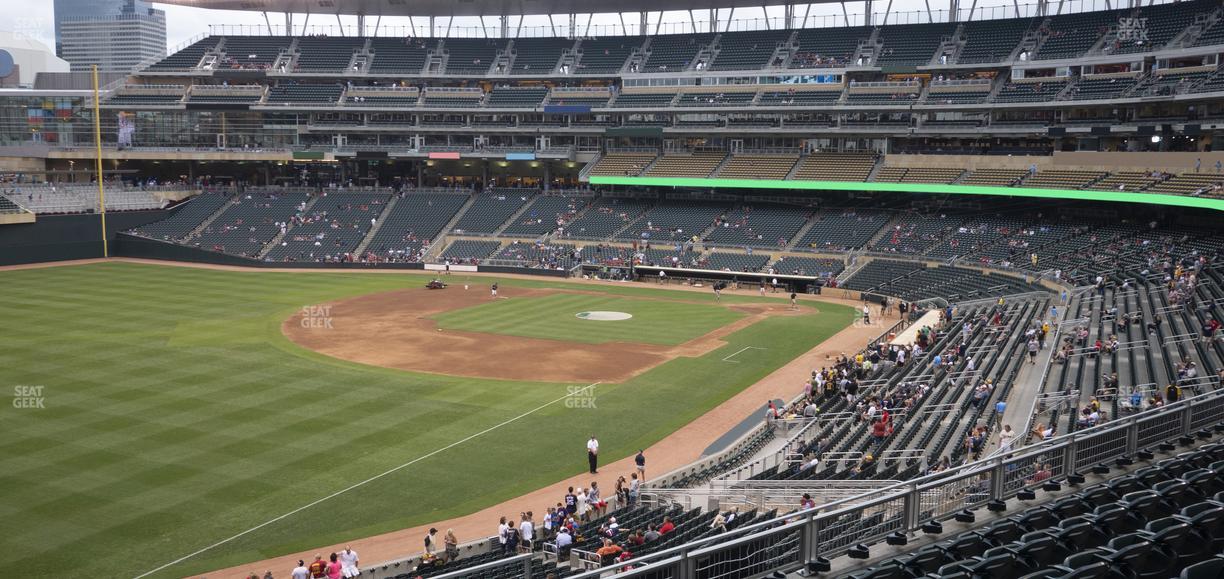 Target Field - Section Legends Landing V Seat View