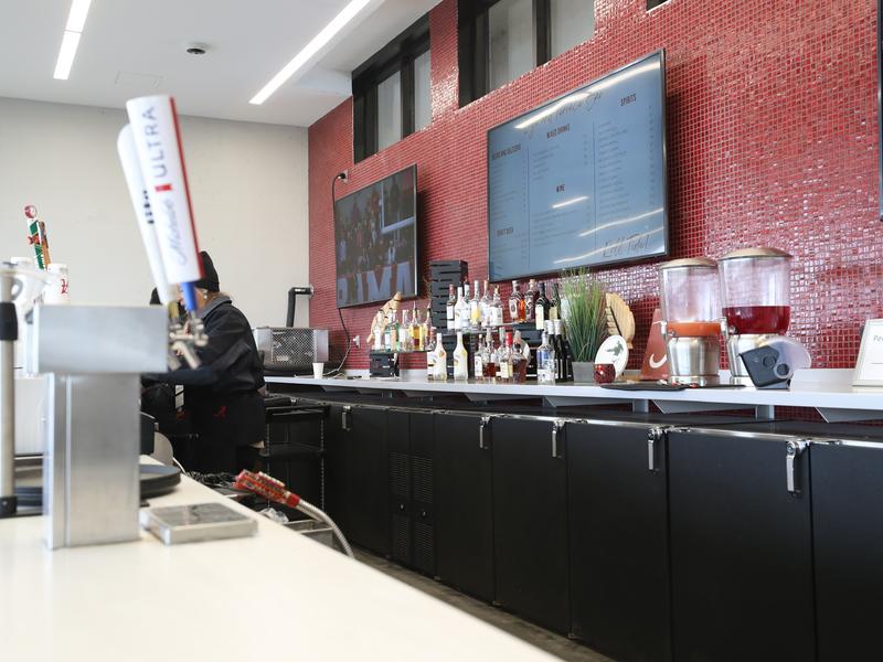 Premium club image 2