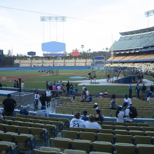 UNIQLO Field at Dodger Stadium - Section 11 Fd Seat View