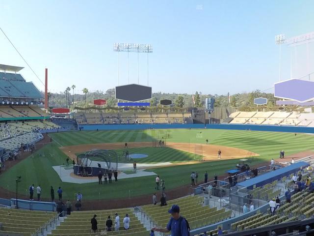UNIQLO Field at Dodger Stadium - Section 114 Lg Seat View