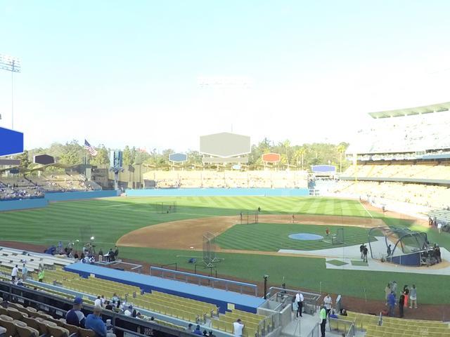 UNIQLO Field at Dodger Stadium - Section 123 Lg Seat View