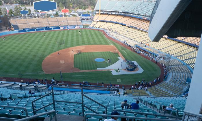 UNIQLO Field at Dodger Stadium - Section 13 Rs Seat View