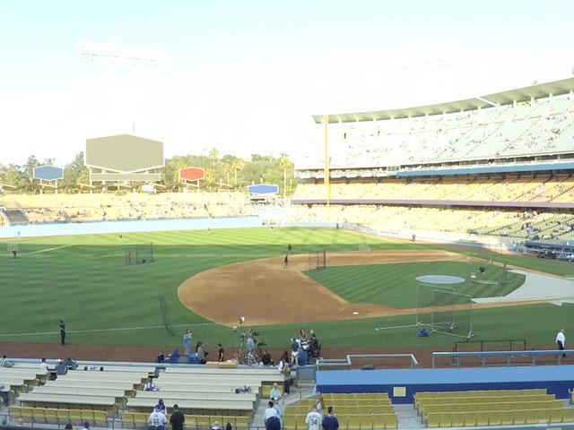 UNIQLO Field at Dodger Stadium - Section 137 Lg Seat View