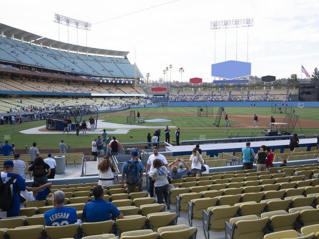 UNIQLO Field at Dodger Stadium - Section 14 Fd Seat View
