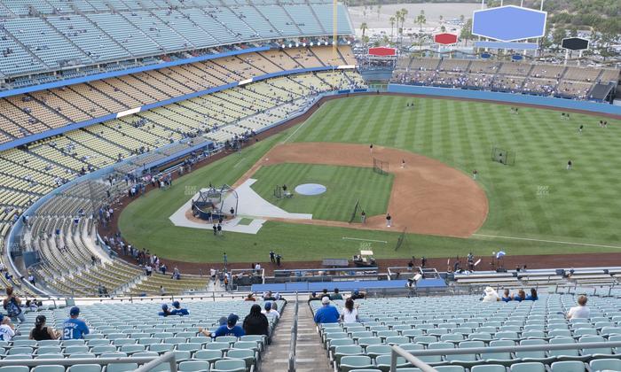 UNIQLO Field at Dodger Stadium - Section 14 Rs Seat View