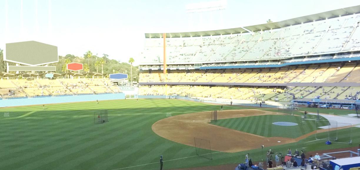 UNIQLO Field at Dodger Stadium - Section 147 Lg Seat View