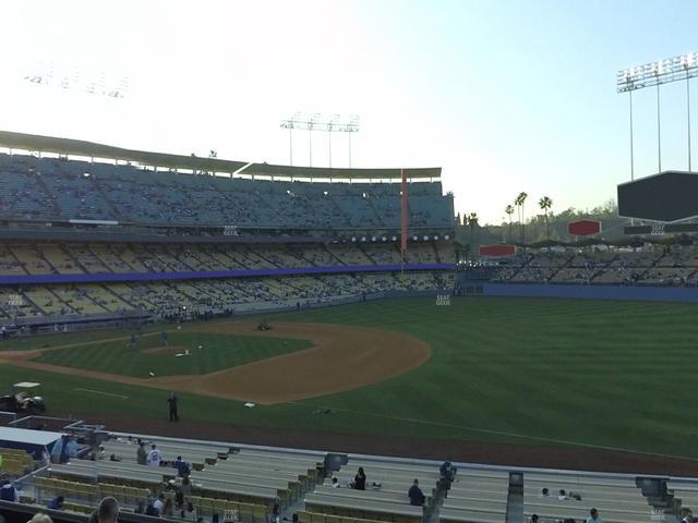 UNIQLO Field at Dodger Stadium - Section 148 Lg Seat View