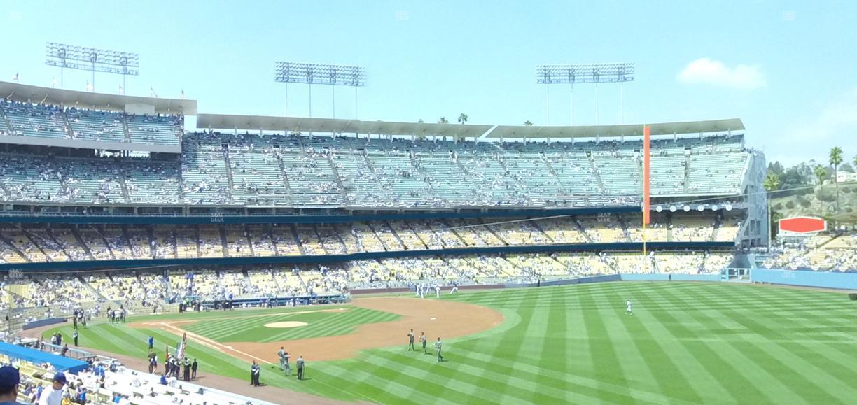 UNIQLO Field at Dodger Stadium - Section 160 Lg Seat View