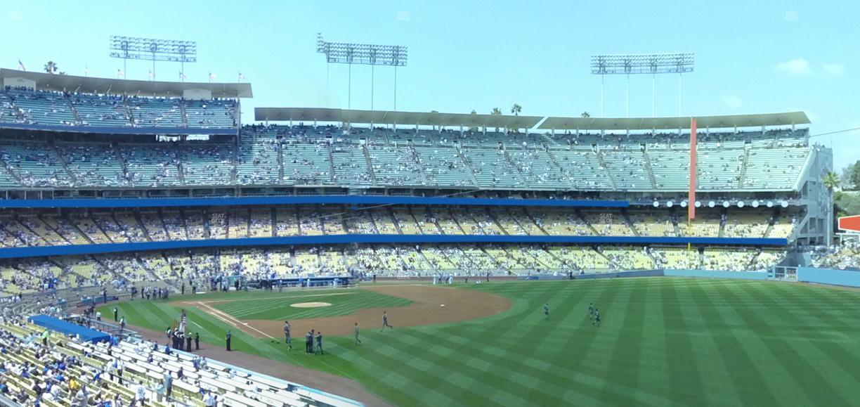 UNIQLO Field at Dodger Stadium - Section 162 Lg Seat View