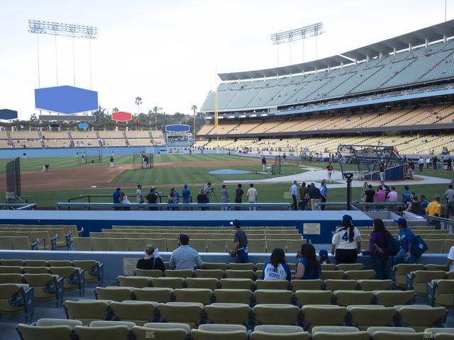 UNIQLO Field at Dodger Stadium - Section 17 Fd Seat View