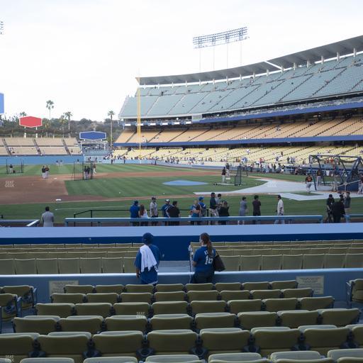 UNIQLO Field at Dodger Stadium - Section 19 Fd Seat View
