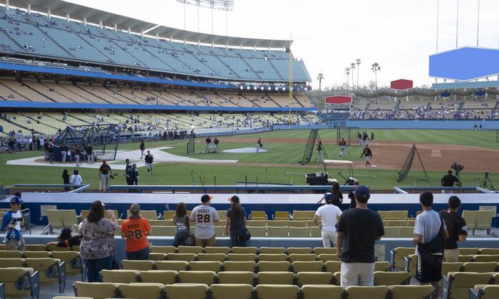 UNIQLO Field at Dodger Stadium - Section 20 Fd Seat View