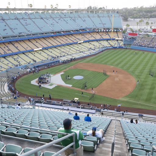 UNIQLO Field at Dodger Stadium - Section 22 Rs Seat View