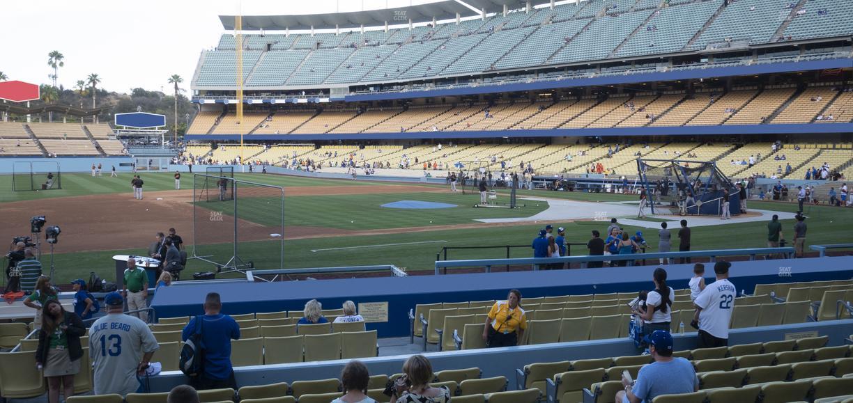 UNIQLO Field at Dodger Stadium - Section 25 Fd Seat View