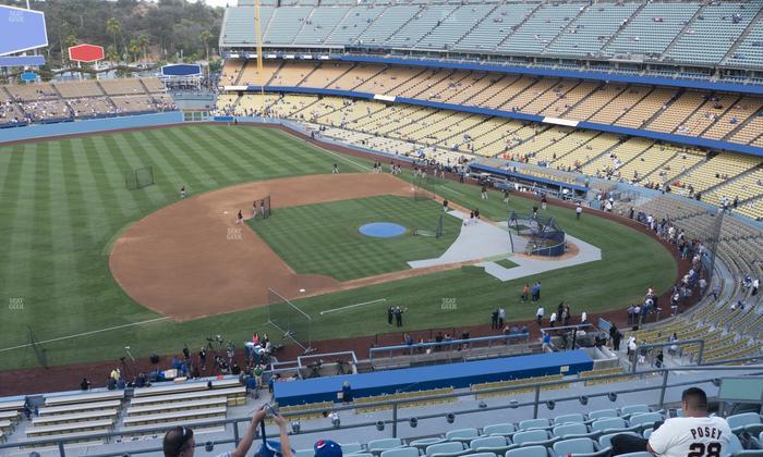 UNIQLO Field at Dodger Stadium - Section 27 Rs Seat View