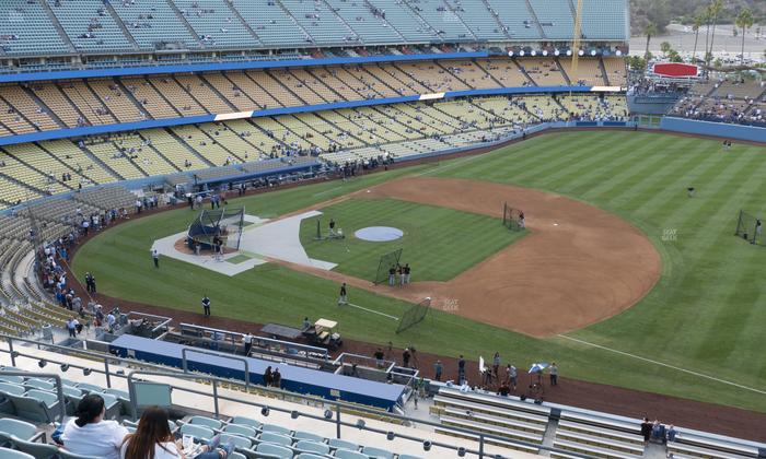 UNIQLO Field at Dodger Stadium - Section 28 Rs Seat View