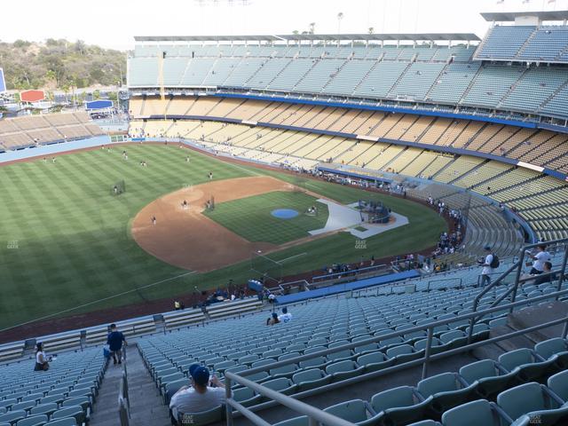 UNIQLO Field at Dodger Stadium - Section 29 Rs Seat View