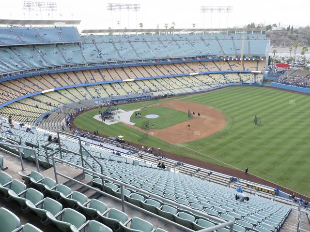 UNIQLO Field at Dodger Stadium - Section 34 Rs Seat View