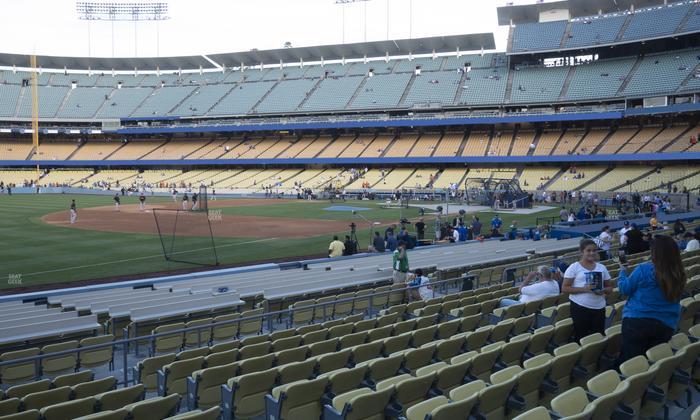 UNIQLO Field at Dodger Stadium - Section 37 Fd Seat View