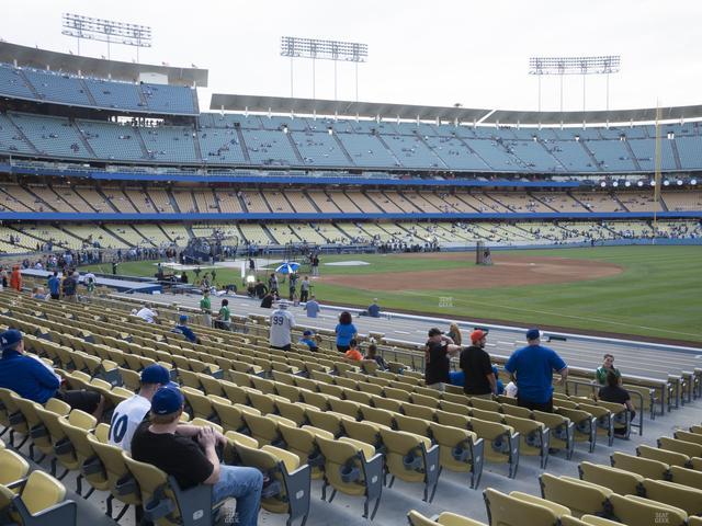 UNIQLO Field at Dodger Stadium - Section 38 Fd Seat View