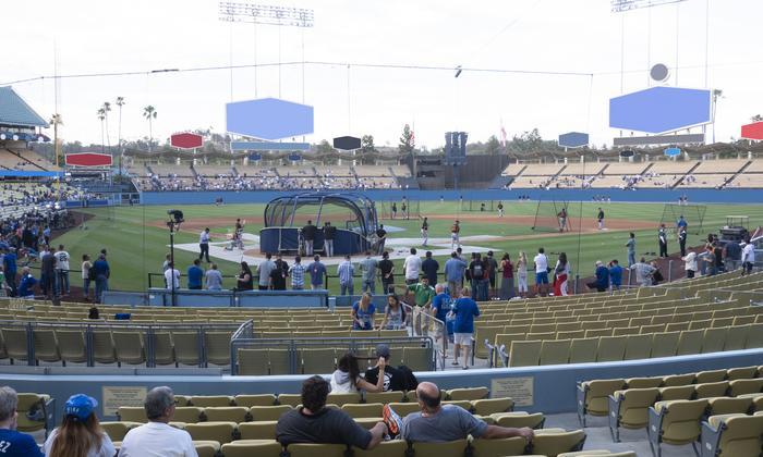 UNIQLO Field at Dodger Stadium - Section 4 Fd Seat View